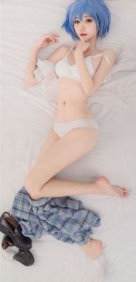 美女光屁屁无遮